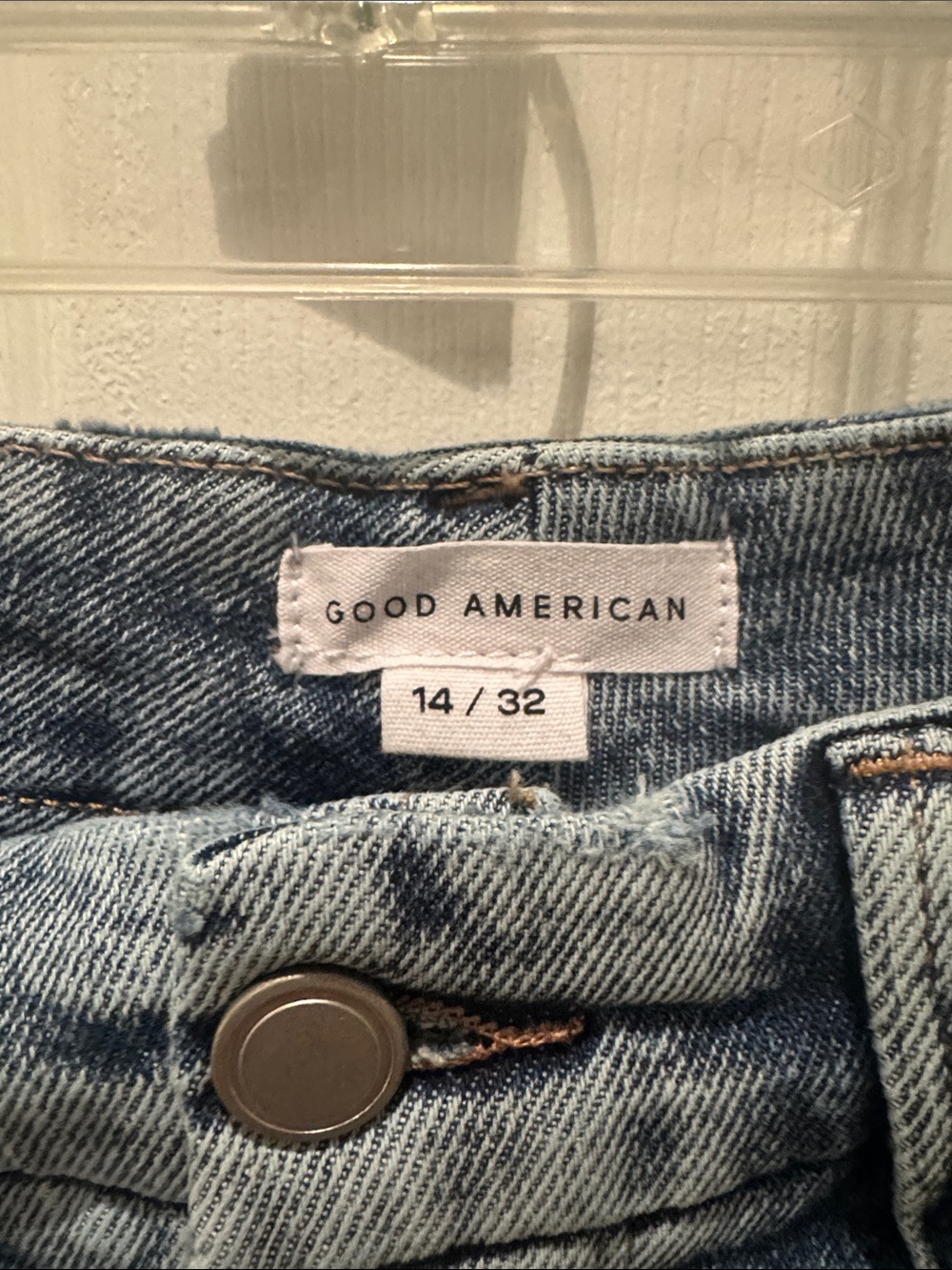 Good American Medium Wash Wide-Leg High-Rise Jeans - Picture 3 of 10